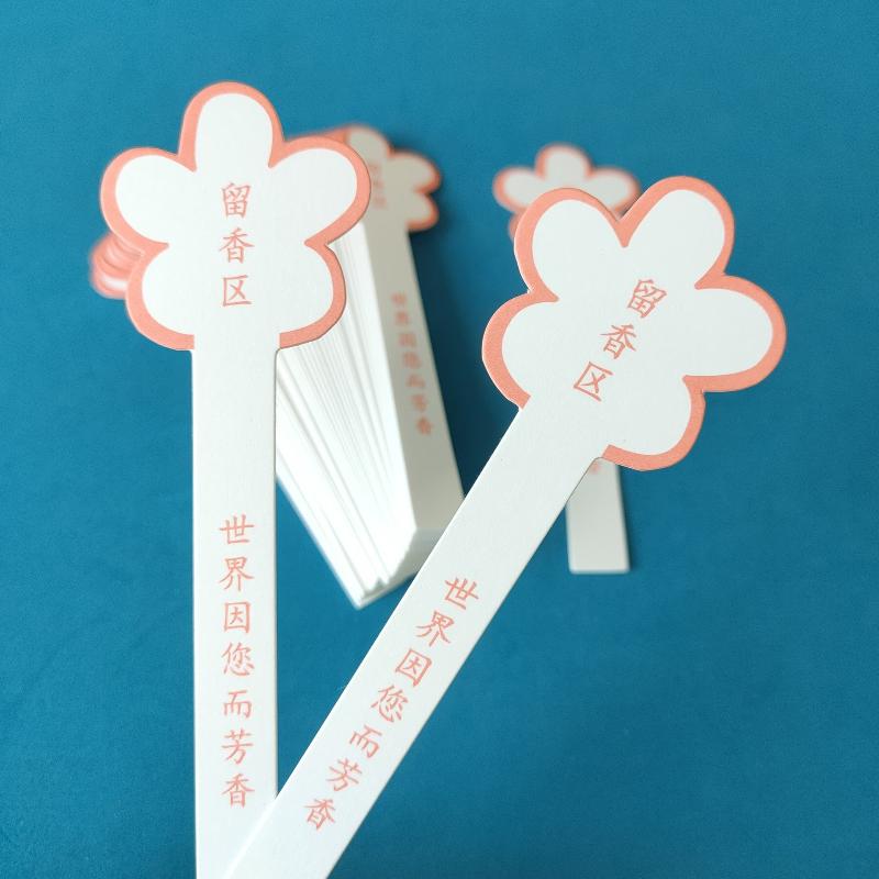 Home Fragrance Perfume - 10 枚の花の形をした香水テストストリップ、空白の書き込みエリア付き、ポータブルフレグランステスター紙、ショップ、家庭の香りテスト用