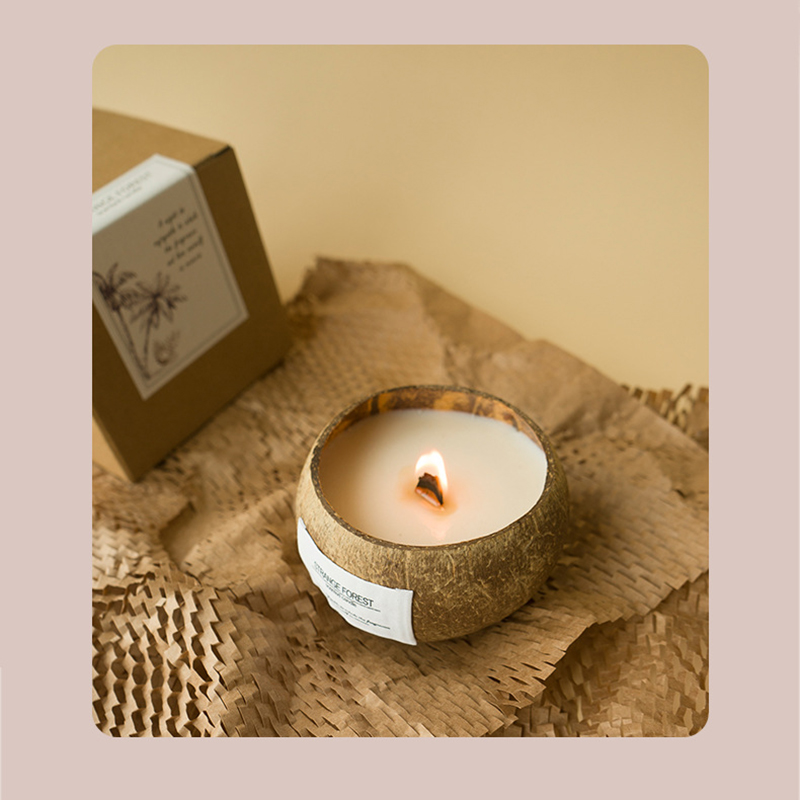 ココナッツシェル アロマセラピー キャンドル エッセンシャル - Home Fragrance Scented Candle のレビューと価格