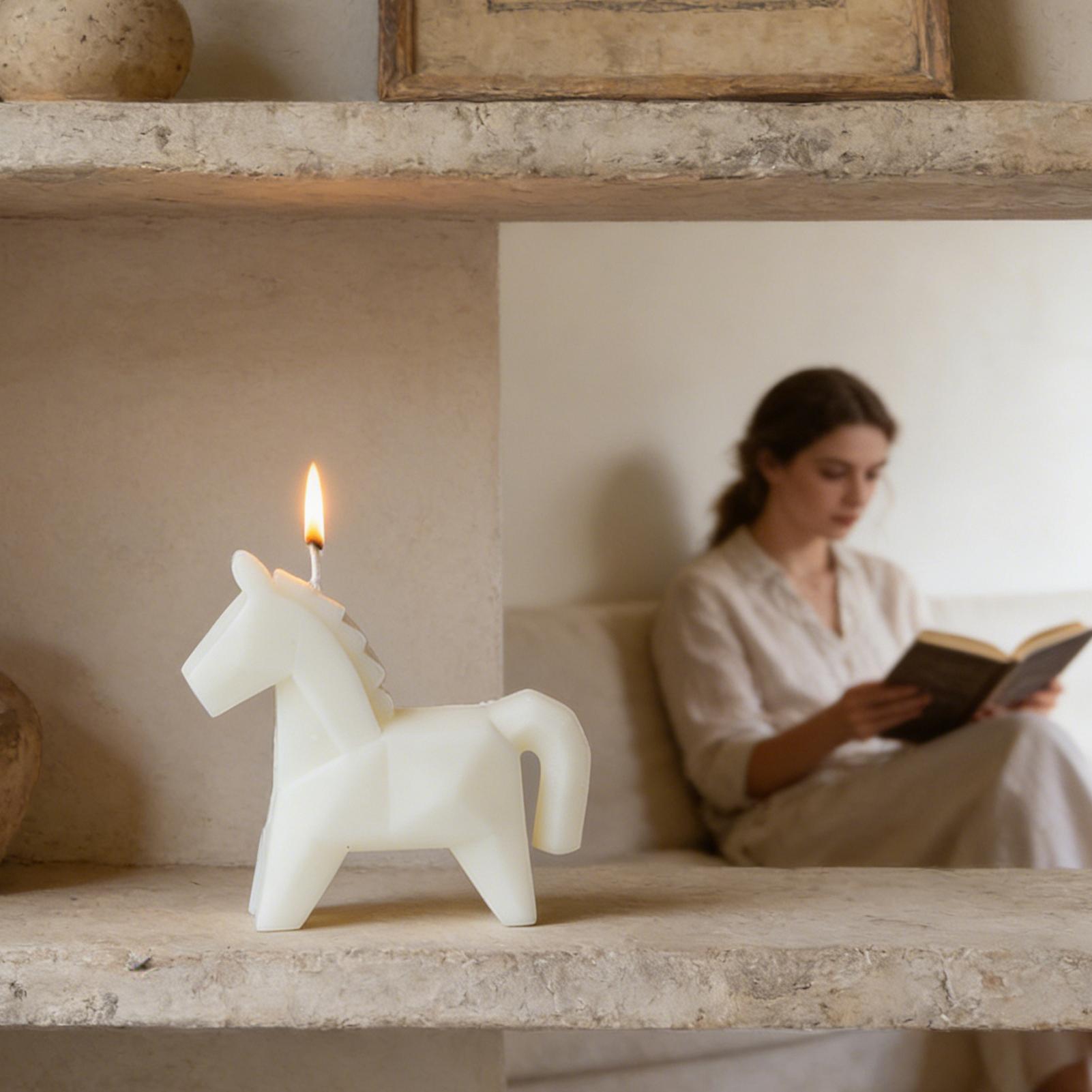 馬の形の香り付きキャンドル伝統的な縁起の良い馬の装飾香り付き - Beeswax Taper Candle のレビューと価格