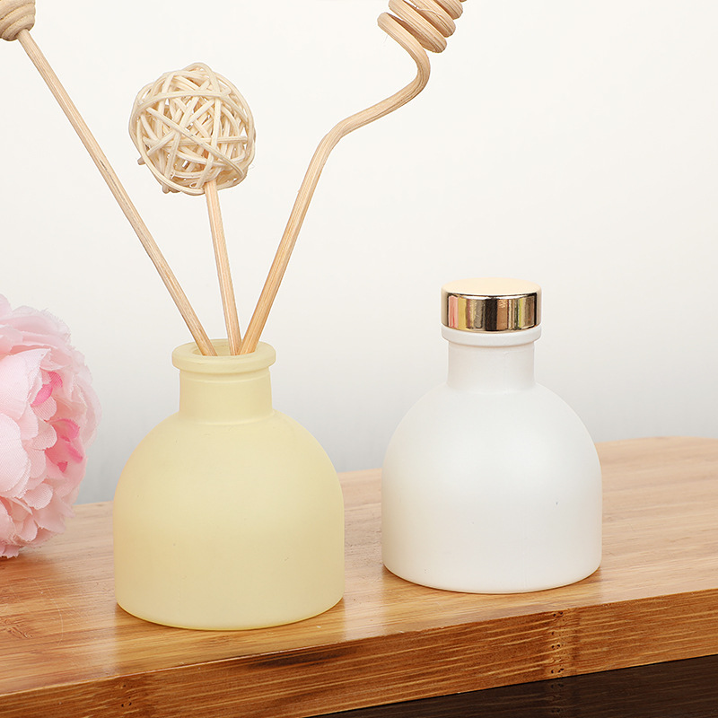 1pc 50 ミリリットル空のピンク/ホワイト/イエロー/ブ - Home Fragrance Perfume のレビューと価格